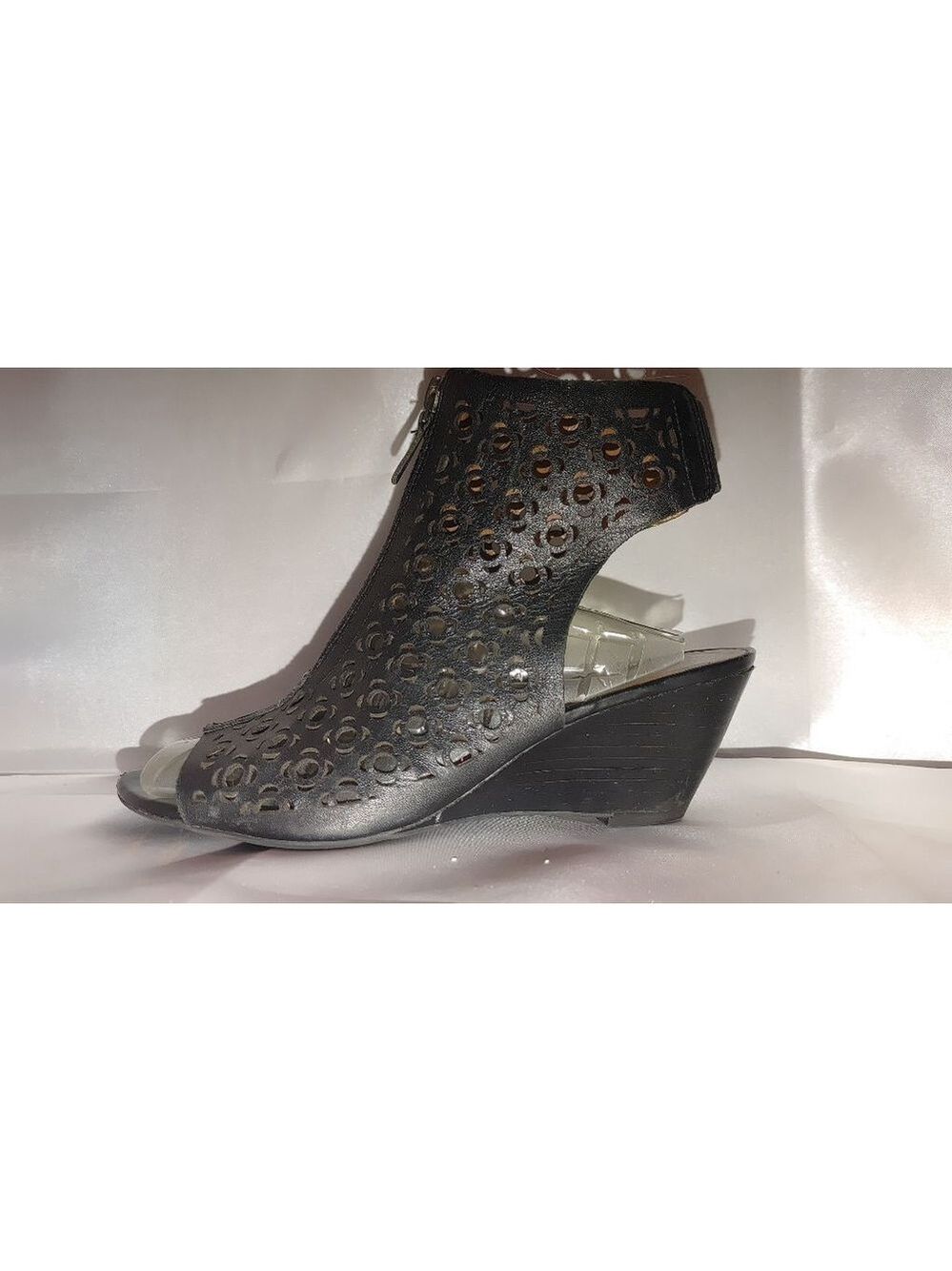 Franco Sarto Akrona Leather Peep Toes Size 7.5 - Picture 2 of 6